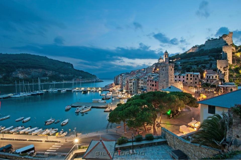 Onde House Casa Vacanze Le Grazie 韦内雷港 外观 照片
